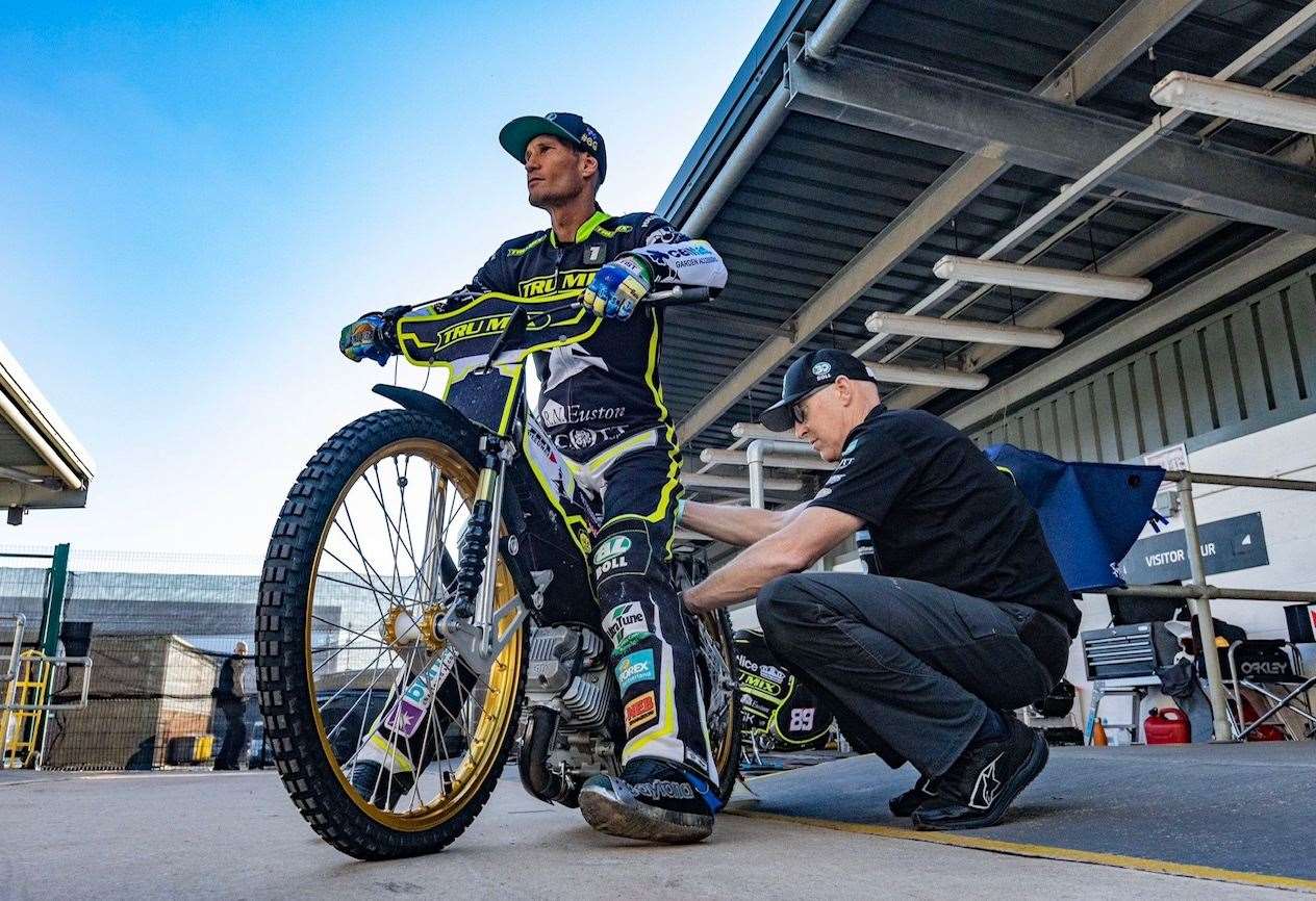 Jason Doyle, who raced to a 15-point maximum, led the Witches to an 18-point lead against Sheffield at Foxhall on Monday night in front of a big Foxhall crowd. Picture: Taylor Lanning